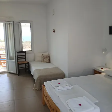 Στούντιο Σκοπελίτης 2 *